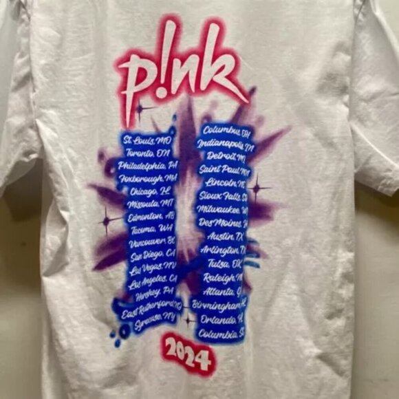 P!nk 2024 Concert Shirt Adult Medium White Short Sleeve T-Shirt Multi Color Logo - Picture 8 of 12